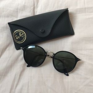 Ray ban round frame sunglasses